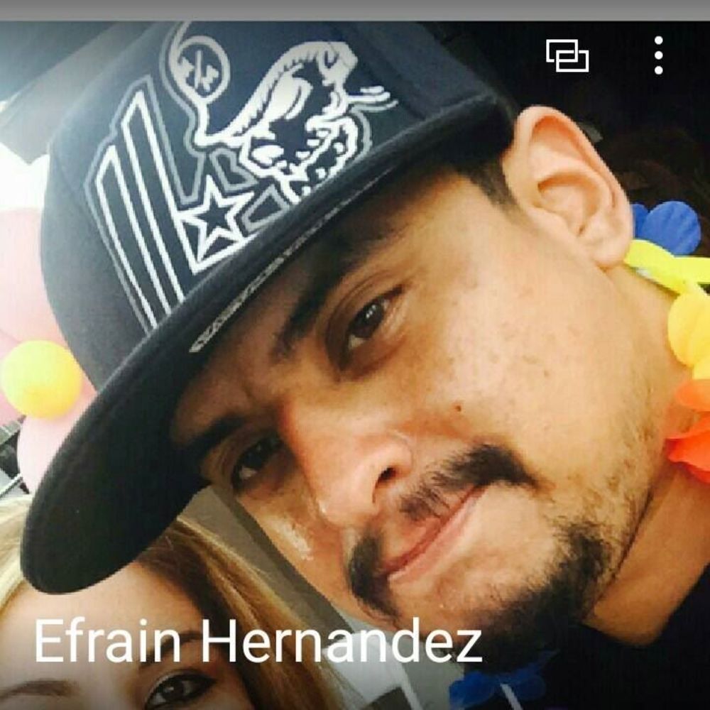 Meet your Posher, Efrain